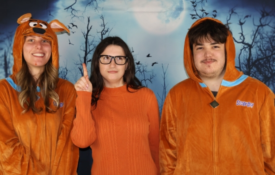 2 scoobies and a velma