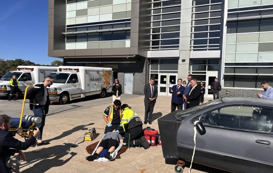 Minister Quinn MPP Dowie see Paramedic demonstrations