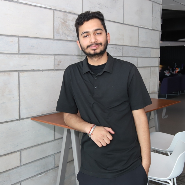 Rishi Vatish headshot